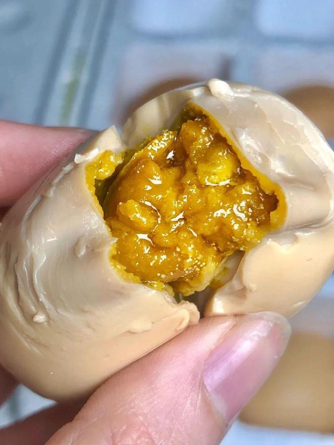 开元棋牌试玩爆品回归！百年蓟州麻酱鸡蛋蛋黄流油起沙早餐拌面神